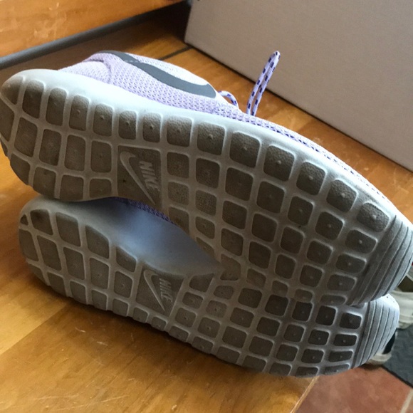 Nike Roshe Run Purple Mesh - Picture 3 of 8